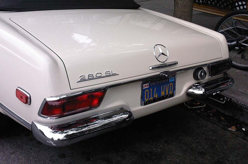 Illustration for article titled 1968 Mercedes-Benz 280SL